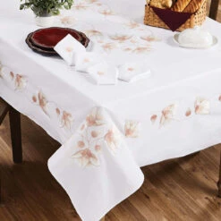 Nob Hill Pastel Flowers Table Linens Stamped Embroidery