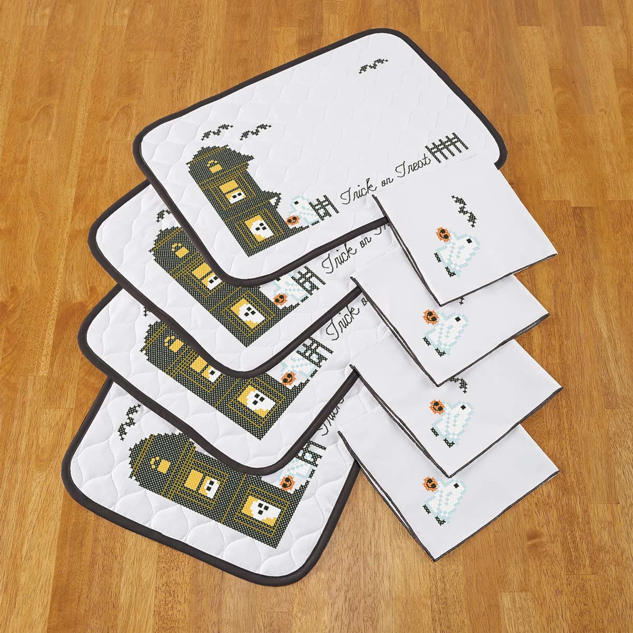 Herrschners Trick Or Treat Place Mat & Napkins Stamped Cross-Stitch 1 Herrschners Trick Or Treat Place Mat & Napkins Stamped Cross-Stitch