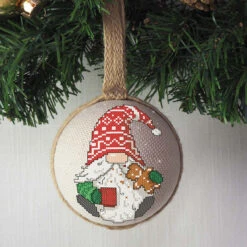 Craftways Gnomes Christmas Ornament Covers Counted Cross-Stitch Kit 7 Craftways Gnomes Christmas Ornament Covers Counted Cross-Stitch Kit -Stitch Mastery 561385 3 70579.1693465959